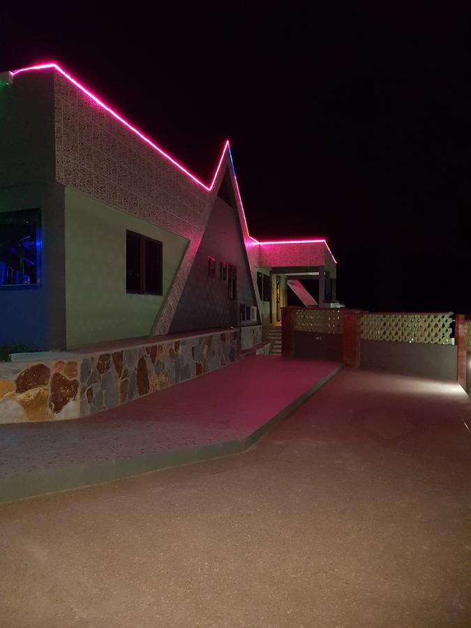 Mama Lee'S Lodge Yamoransa Экстерьер фото