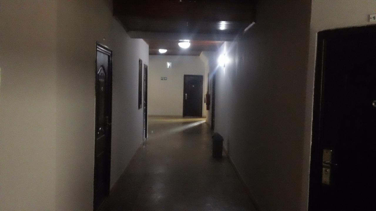 Mama Lee'S Lodge Yamoransa Экстерьер фото