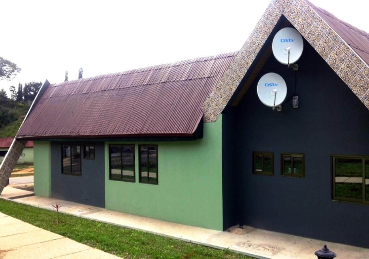 Mama Lee'S Lodge Yamoransa Экстерьер фото
